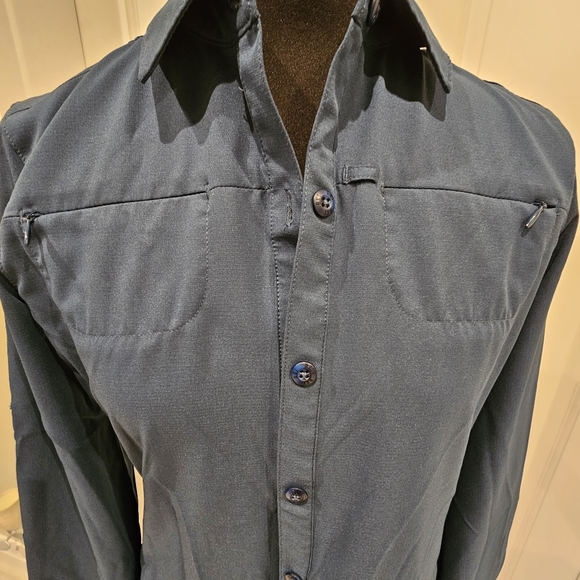 REI Women's Hiking shirt - Picture 5 of 14